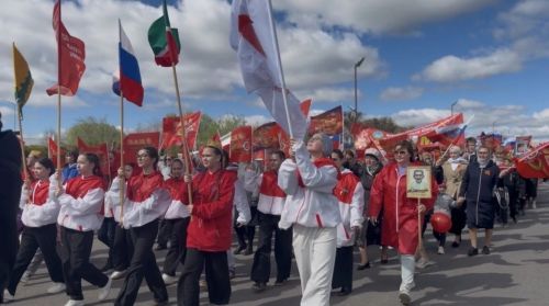 «Алдынгылар колоннасы» Җиңү Парадында