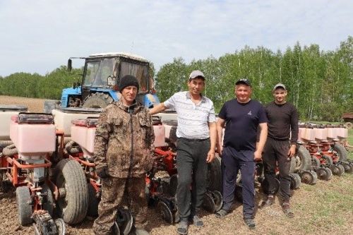 Булганнарга бәрәкәт килә,  уңганнарга уңыш ышанычлы юлдаш була