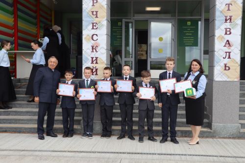 Сабада балалар техник иҗатына ярдәм итү һәм үстерү буенча район фестивале узды