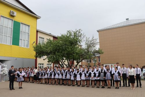 Хыяллар ак җилкән...