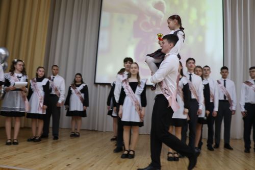 Хыяллар ак җилкән...