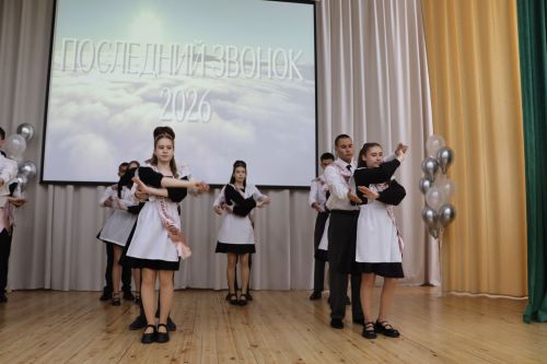 Хыяллар ак җилкән...