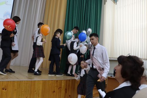Хыяллар ак җилкән...