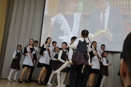 Хыяллар ак җилкән...