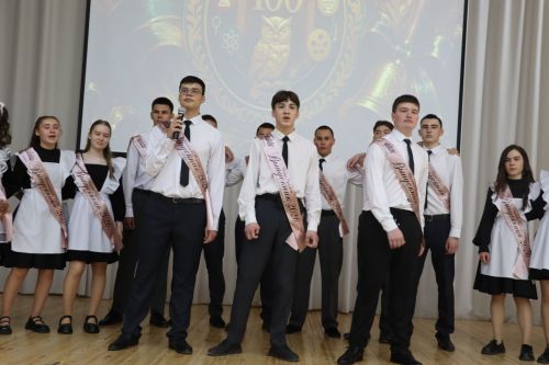 Хыяллар ак җилкән...
