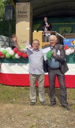 Аукцион җиңүчесе: “Зур бүләк отасымны сиздем”