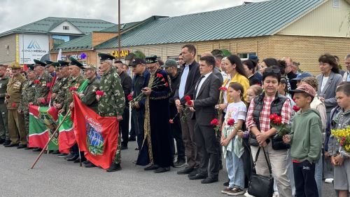 Кайгы һәм Хәтер көне  Һәлак булганнар истәлегенә лаеклы булыйк (фоторепортаж)