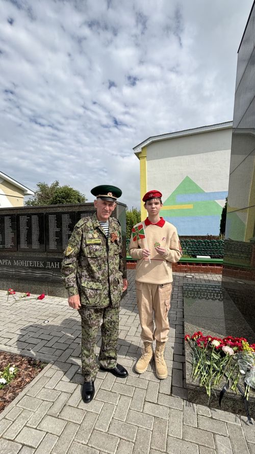 Кайгы һәм Хәтер көне  Һәлак булганнар истәлегенә лаеклы булыйк (фоторепортаж)