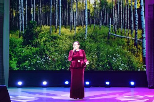 «Балкыш» социаль-тернәкләндерү үзәгендә ял итүчеләр өчен «Чаба, чаба гомер аты...» дип исемләнгән концерт оештырылды