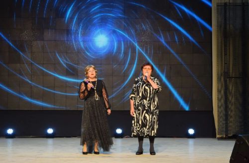 «Балкыш» социаль-тернәкләндерү үзәгендә ял итүчеләр өчен «Чаба, чаба гомер аты...» дип исемләнгән концерт оештырылды