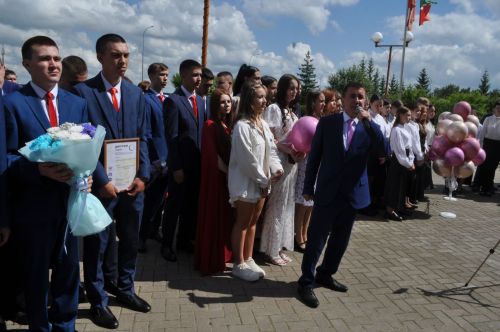 Саба аграр көллиятендә чыгарылыш кичәсе узды (фоторепортаж)
