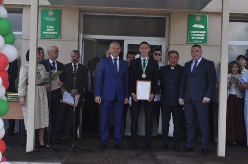 Саба аграр көллиятендә чыгарылыш кичәсе узды (фоторепортаж)