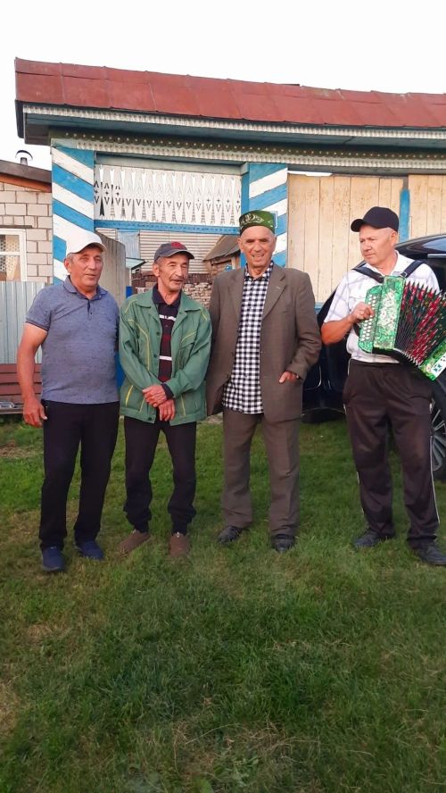 Яңа Мичән авылында  туганнар очрашуы узды