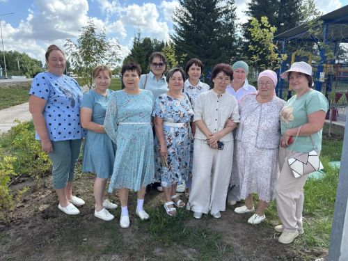 Бүген Олы Нырты авылында Республика рәисе Рөстәм Миңнеханов катнашында  күпфункцияле мәдәният йорты ачылды