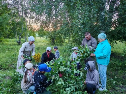 Иске Мичәндә миллек бәйләү йоласы оештырдылар