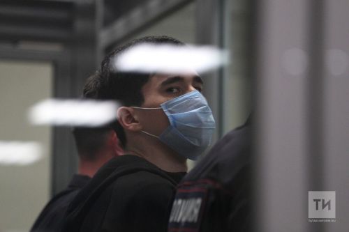 Мәктәптә атыш оештырып  гомерлеккә хөкем ителгән  Илназ Галәвиевка кияүгә чыккан кызны туганнары психик ятан сәламәт түгел дип саный