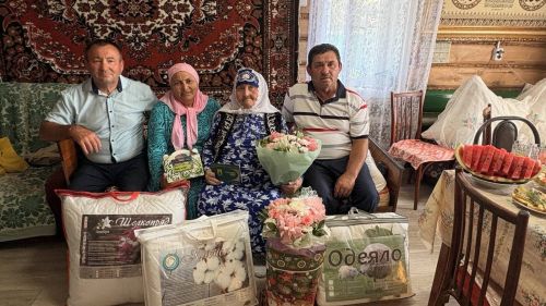 Гомер көзенең матур мизгелләре: Олы Кибәче ак әбисе 90 яшен билгеләп үтте