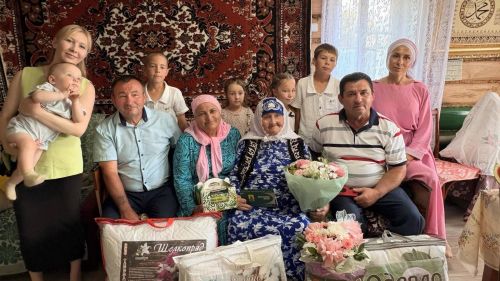 Гомер көзенең матур мизгелләре: Олы Кибәче ак әбисе 90 яшен билгеләп үтте