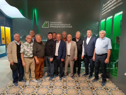 Яшьлеккә сәяхәт: Саба музее Казан аграр университетының 1988 елгы механика бүлеге чыгарылышын очраштырды