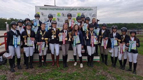 Атлар чабышы һәм җиңү дәрте: Саба муниципаль районы Кубогының конкур буенча дүртенче этабы узды