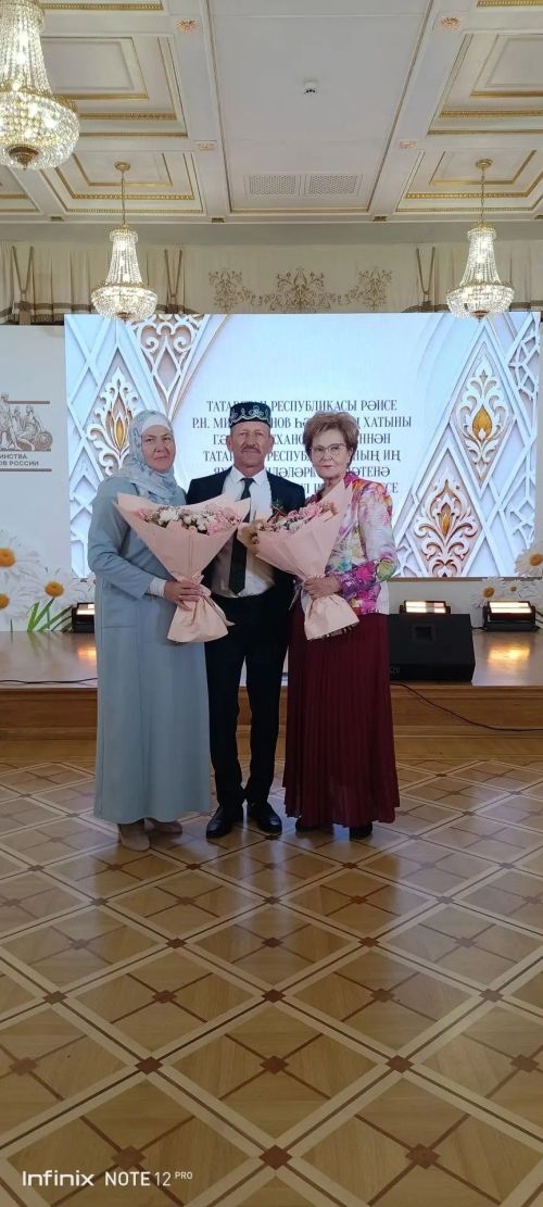 Йосыф Аланның Сәйфуллиннар гаиләсе Республика көне уңаеннан  узган тантаналы чарада катнашты