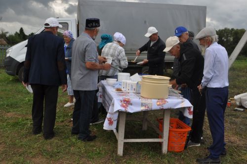 Өчнаратта спорт мәйданчыгы ачылды/фоторепортаж