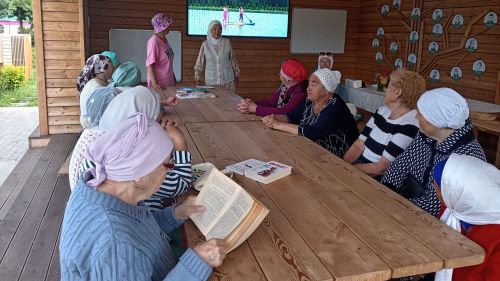 Китапның сихри көче: «Уку – мавыктыргыч шөгыль!» әдәби сәгате үтте