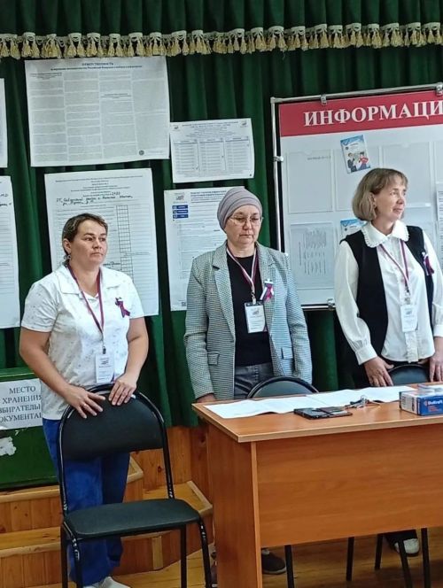 «Халык иртәдән бик теләп катнаша»: Түбән Шытсуда РФ Дәүләт Думасына сайлаулар оешкан төстә бара