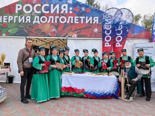 Лесхоз интернат-йорты директоры Беларусьта узган Союз слетында катнашты
