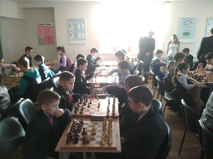 Заключительная 3 встреча 2 тура командных соревнований по шахматам