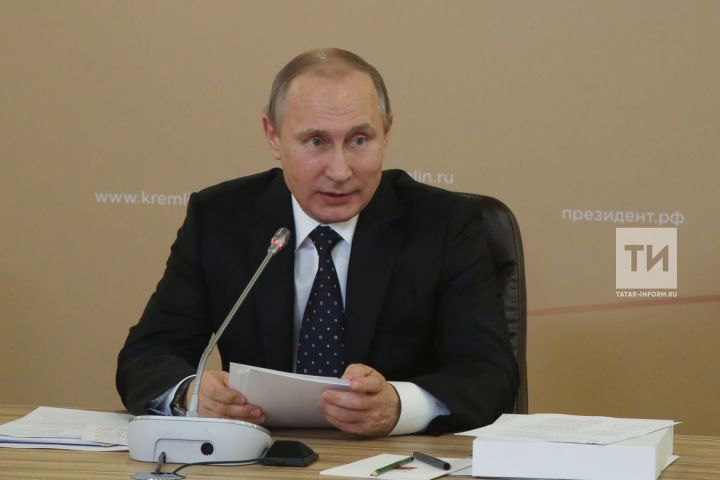 Путин ана капиталы бирү турында карар чыгару вакытын ике тапкырга кыскартты