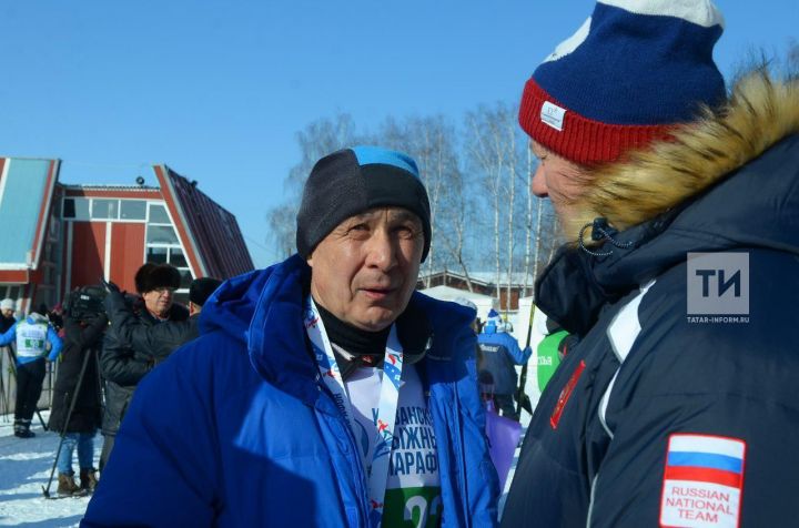 КГЭУ ректоры чаңгы марафонында В.Леонов һәм Р.Миңнехановны узып, беренче килде