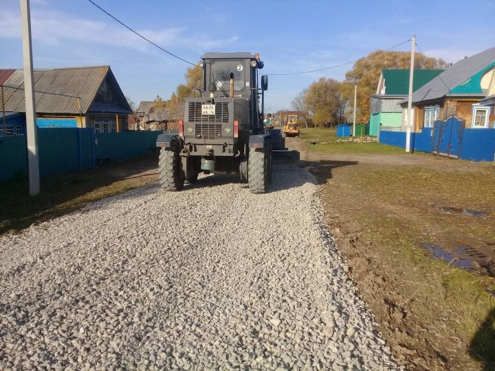 Тимершык авыл җирлегендә юл ремонты