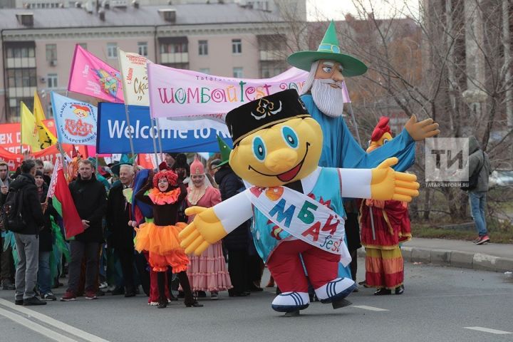 «Шомбай-fest-2019» фестивале курчаклар парады белән башланды