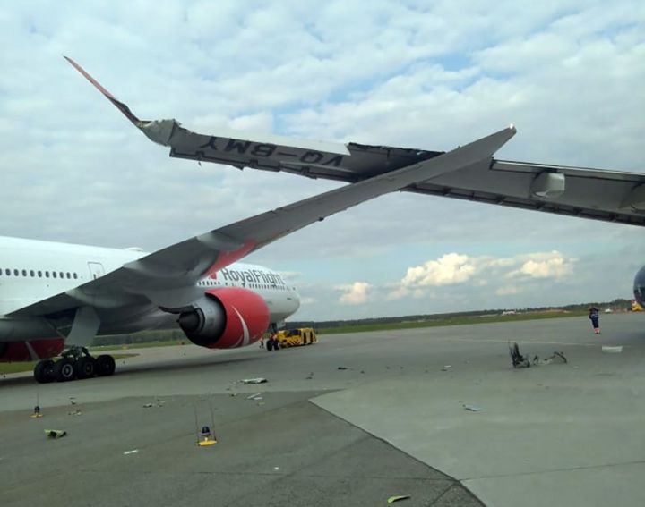 Шереметьево аэропортында ике самолет бәрелешә