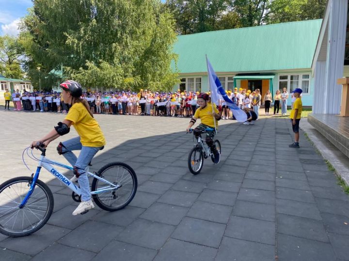 “Имин тәгәрмәч”  бәйгесенең район этабында җиңгән балалар “Дзержинец” балалар лагеренда ял итә