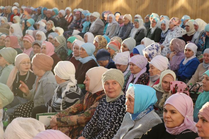 Сабада узган районкүләм ифтарда 800гә якын халык авыз ачты