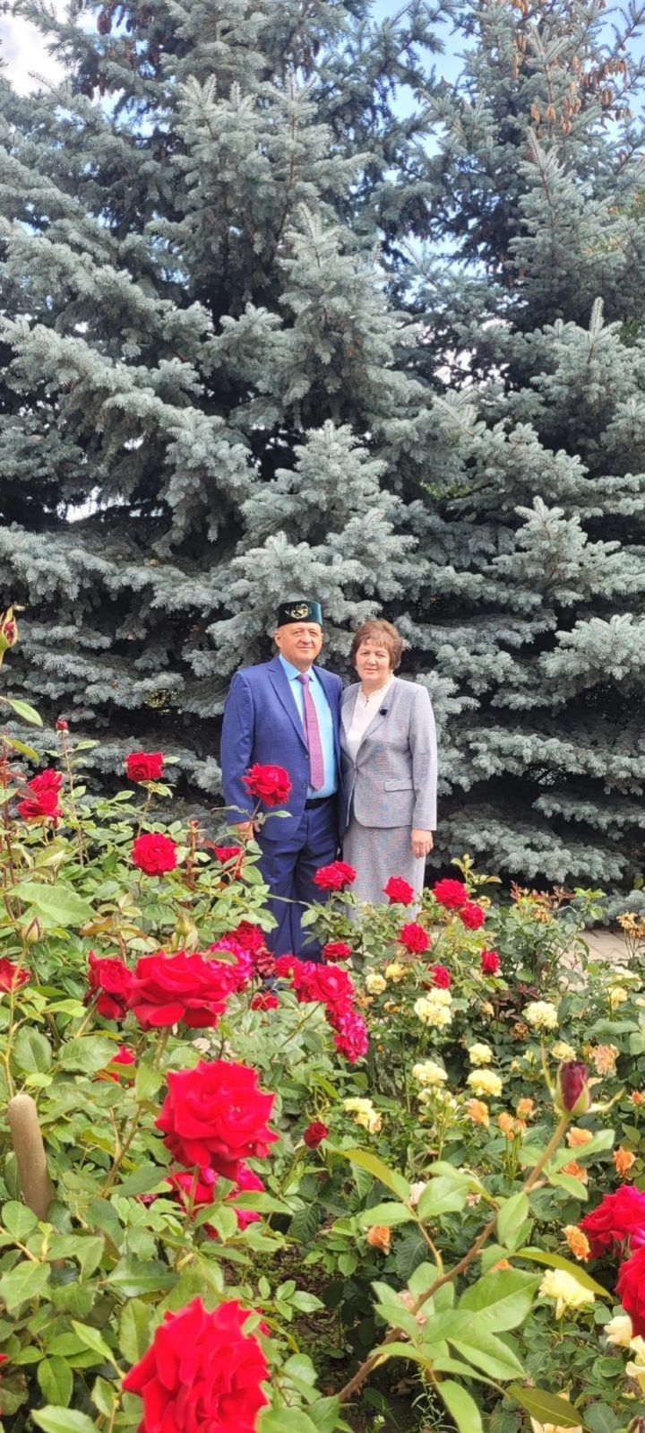 Иләбәр авылыннан Галиевлар Республика Рәисе һәм аның тормыш иптәше белән очрашуда катнаштылар