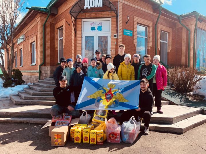 Гает көнне балаларны сөендерделәр