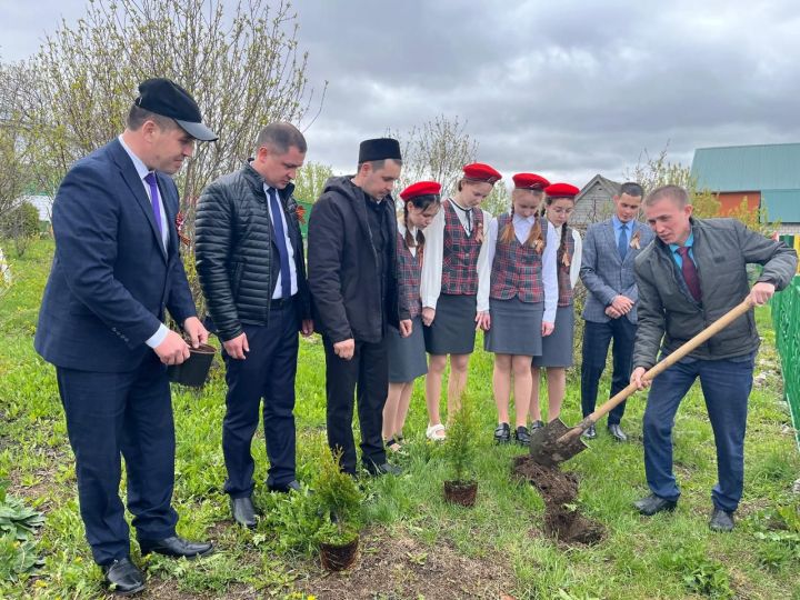 Олы Арташ авылында Бөек Ватан сугышында Җиңүнең 79 еллыгына багышланган бәйрәм чарасы узды