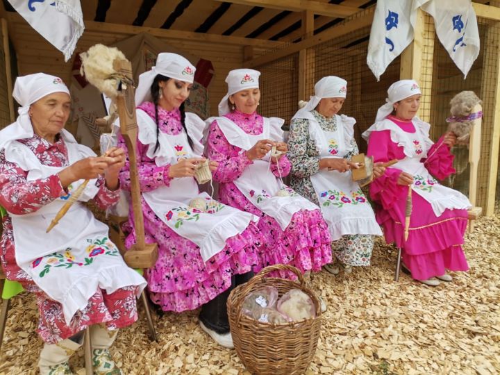 Сабалылар Казан Сабантуен гөрләтте