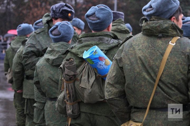 Татарстанда контрактникларга 1,7 миллион сум күләмендәге арттырылган түләүләр озайтылды
