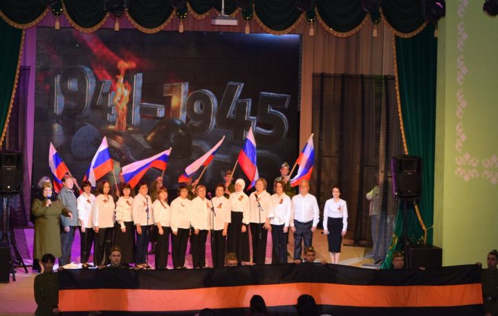 Шәмәрдәндә Бөек Ватан сугышы каһарманнарын искә алдылар