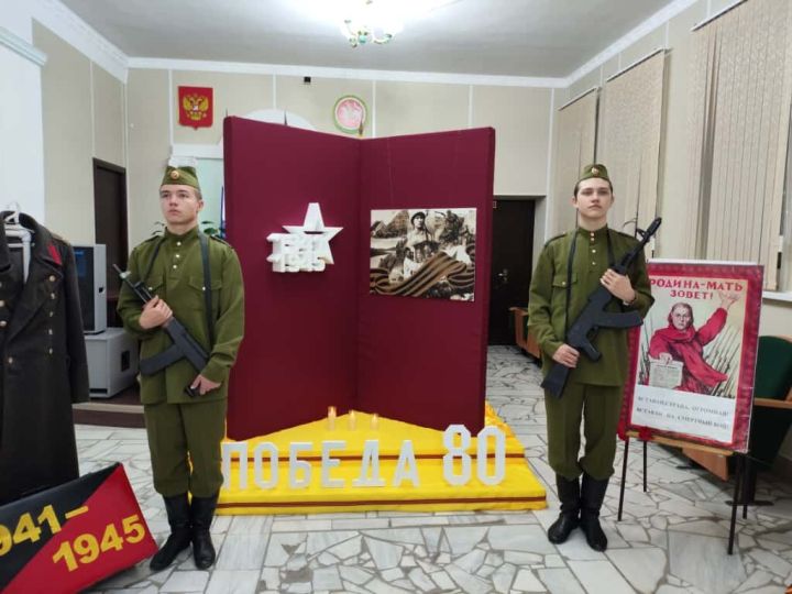 Шәмәрдәндә Бөек Ватан сугышы каһарманнарын искә алдылар