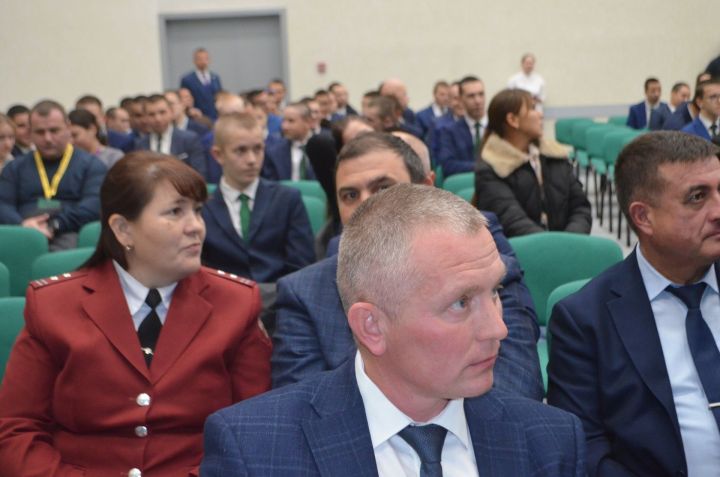 Ивановода  – лаләләр,  Калугада  –  кактуслар, Сабада...