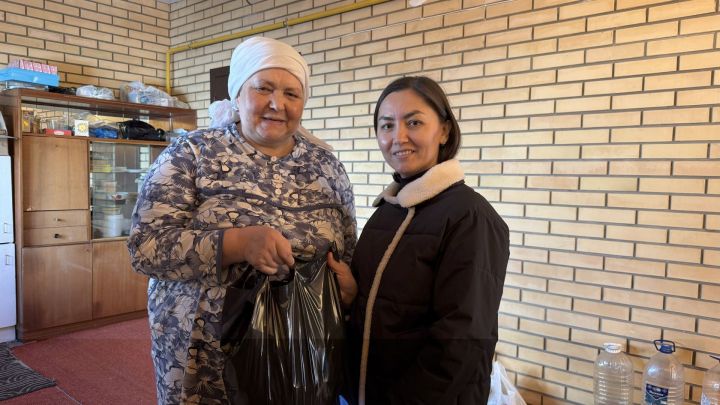 «Саба таңнары» редакциясендә һәм типографиядә эшләп лаеклы ялга чыккан ветераннарыбызны тәбрикләдек