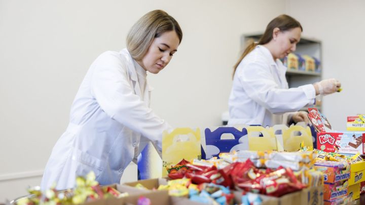 «Нәфис» фонды  8,6 мең балага Яңа ел күчтәнәче таратачак