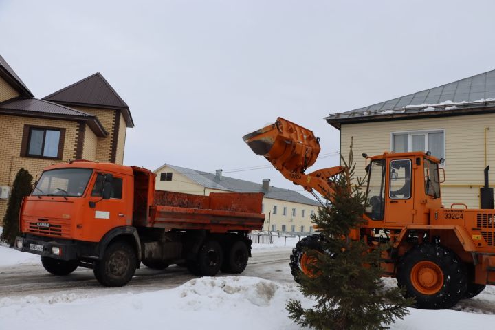 Көнкүрешебез алар хезмәтенә бәйле: Саба күптармаклы җитештерү предприятиесе 2024 елда барысы 122 миллион сумлык эш башкарган