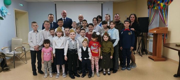 «Тургай» балалар приютында геройлар белән онытылмаслык очрашу