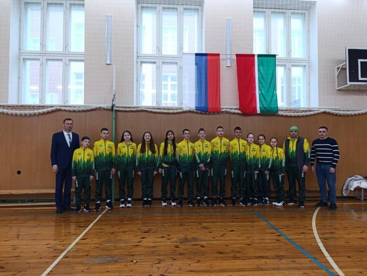 Саба укучылары Анапада ярыша